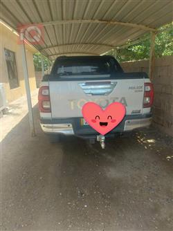 تۆیۆتا هایلۆکس